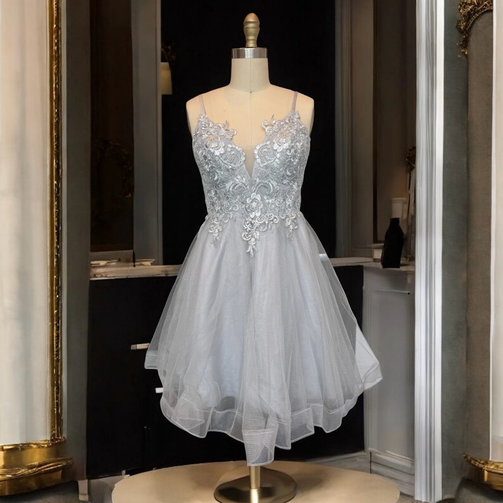 Gallery Asymmetrical Gray Floral Dress